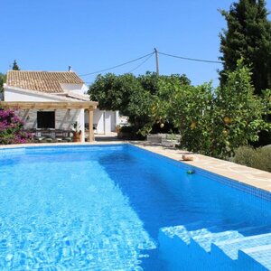 Amanda Peijters h.o.d.n. The Travel Club image 2