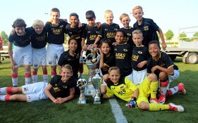 AZ dikverdiende winnaar Reiger Boys International Youth Tournament