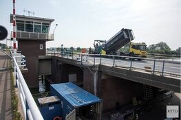 Verkeer bij Alkmaar muurvast na storing Leeghwaterbrug