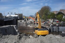 Leeghwaterbrug (N242) half jaar later opgeleverd