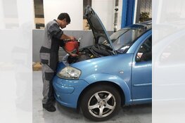 Autoservice Zandhorst al 15 jaar een begrip in de autobranche