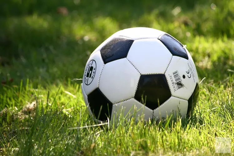 Nederlagen voor Heerhugowaardse voetbalclubs