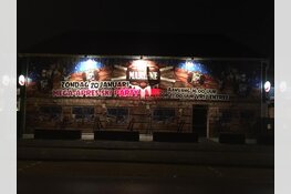 Marlène al helemaal aangekleed voor Apres-Ski (het Feest der Feesten)