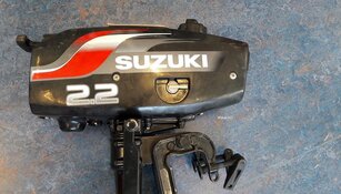 Wie herkent deze buitenboordmotor?