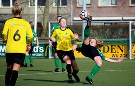 Reiger Boys: Heren onderuit, vrouwen doelpuntloos gelijk