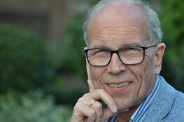 Wieteke van Dort bezoekt bibliotheek Heerhugowaard