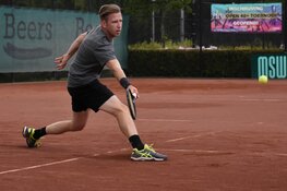 Jake Mak staat met nog meer plezier op de baan