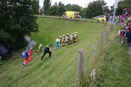 Auto te water bij Rustenburg, bestuurder gewond