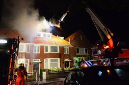 Brand in Alkmaarse woning onder controle: schade is groot