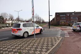 Fietsster aangereden op rotonde Middenweg