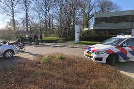 Scooterrijder naar ziekenhuis na ongeval op Taxuslaan