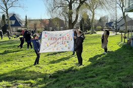 Bewoners Hugo-Waard blij verrast door optredens