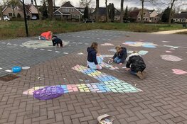 Creatieve vriendinnenclub ondersteunt bewoners en personeel HugoWaard