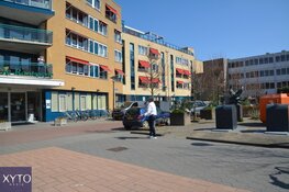 Zanger Joost de Vries verrast bewoners De Raatstede