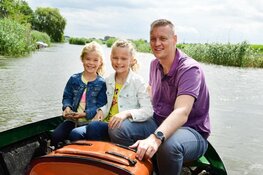 Fluisterend varen door het Rijk der Duizend Eilanden