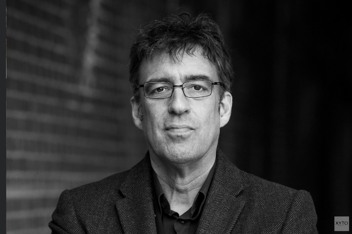 Essay joost zwagerman picture