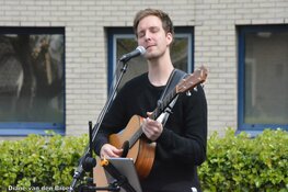 The Modest Tree tovert weer een glimlach tevoorschijn bij bewoners zorglocaties