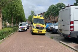Scooter aangereden door achteruit rijdende bus
