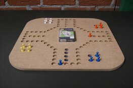 Woensdag kan men weer gezellig Keezen in Marlène