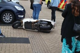 Bromfietsbestuurster gewond in Heerhugowaard