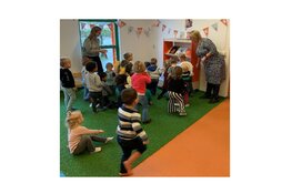 Feestelijke opening van BoekStart bij Villa Kakelbont