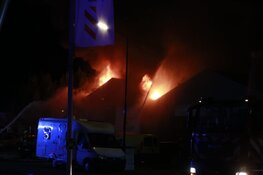 Grote brand bij bedrijf aan Stevinstraat Heerhugowaard