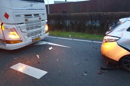 Botsing met vier auto's op de N245 in Alkmaar