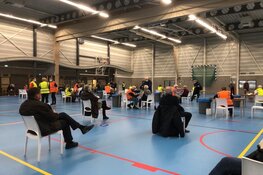 Flinke drukte bij vaccinatielocatie in Heerhugowaard-Zuid