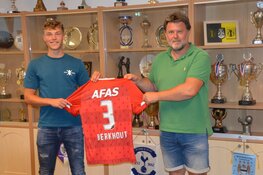 Voormalig Reiger Boys-speler Jorn Berkhout geniet van Eredivisie-debuut.  “Hier heb ik van gedroomd”