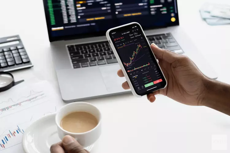 Hoe onderscheid je jezelf als financieel professional op de markt?