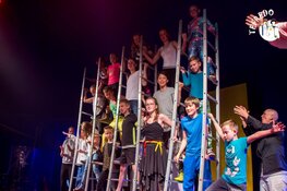 “Tefredo’s Talenten Spektakel” op het Strand van Luna