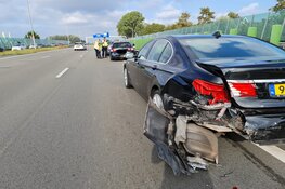 Kop-staartbotsing op N242 bij Stompetoren