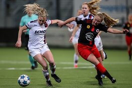 Gehavend VV Alkmaar in slotfase onderuit bij hekkensluiter Excelsior