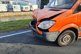 Kopstaart-botsingen in beide richtingen van N242