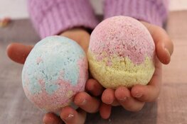 Creatieve experimenten voor kinderen in het KunstLab van Cool!