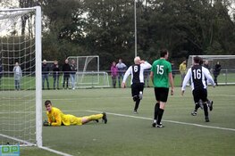 Dekker vs. Dekker. Neven bestrijden elkaar in derby vierde klasse