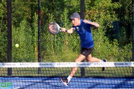 Heerhugowaard omarmt padel tijdens zeer geslaagd Raadhuis Open Padeltoernooi