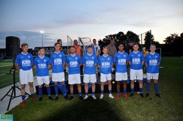 Jubilerend KSV presenteert nieuwe hoofdsponsor, eert vrijwilligers en opent kunstgrasveld