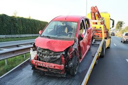 Vrachtwagen in botsing met auto op N242