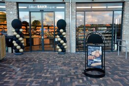 Bakkerij Jos Rood met recht trots op nieuwe winkel in De Draai