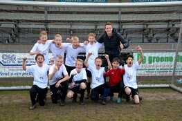 De Vlindertuin grote winnaar op finaledag Schoolvoetbal Dijk en Waard