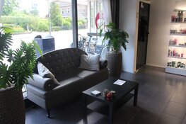 Ontdek het brede scala aan schoonheidsbehandelingen en kwaliteit bij Beauty Center Take a Seat