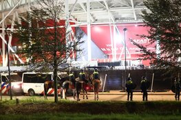 AZ-Legia Warschau: geweld tegen politie en stewards