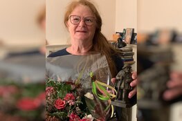 KWF collectant in het zonnetje gezet voor 50 jaar vrijwilligerswerk