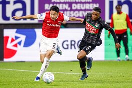 AZ - NEC vlak voor tijd gestaakt na medisch incident Bas Dost