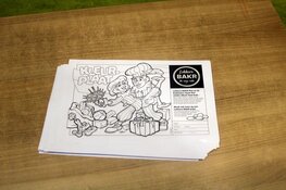 Pepernoten en speculaas: Kinderen Pater Jan Smit School genieten volop van bakkunsten Jos Rood