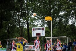 Trainer Arno van der Vliet neemt na vijf jaar afscheid van "zijn" Apollo met winst in derby