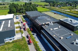 Grote brand bij bedrijf in Heerhugowaard