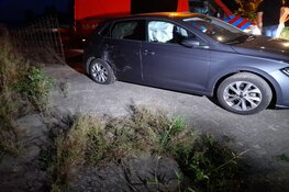 Auto vliegt uit de bocht op Korteweg in Heerhugowaard