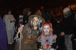Ahornlaan wordt AHorrorlaan: Halloween groots gevierd in Heerhugowaardse Bomenwijk